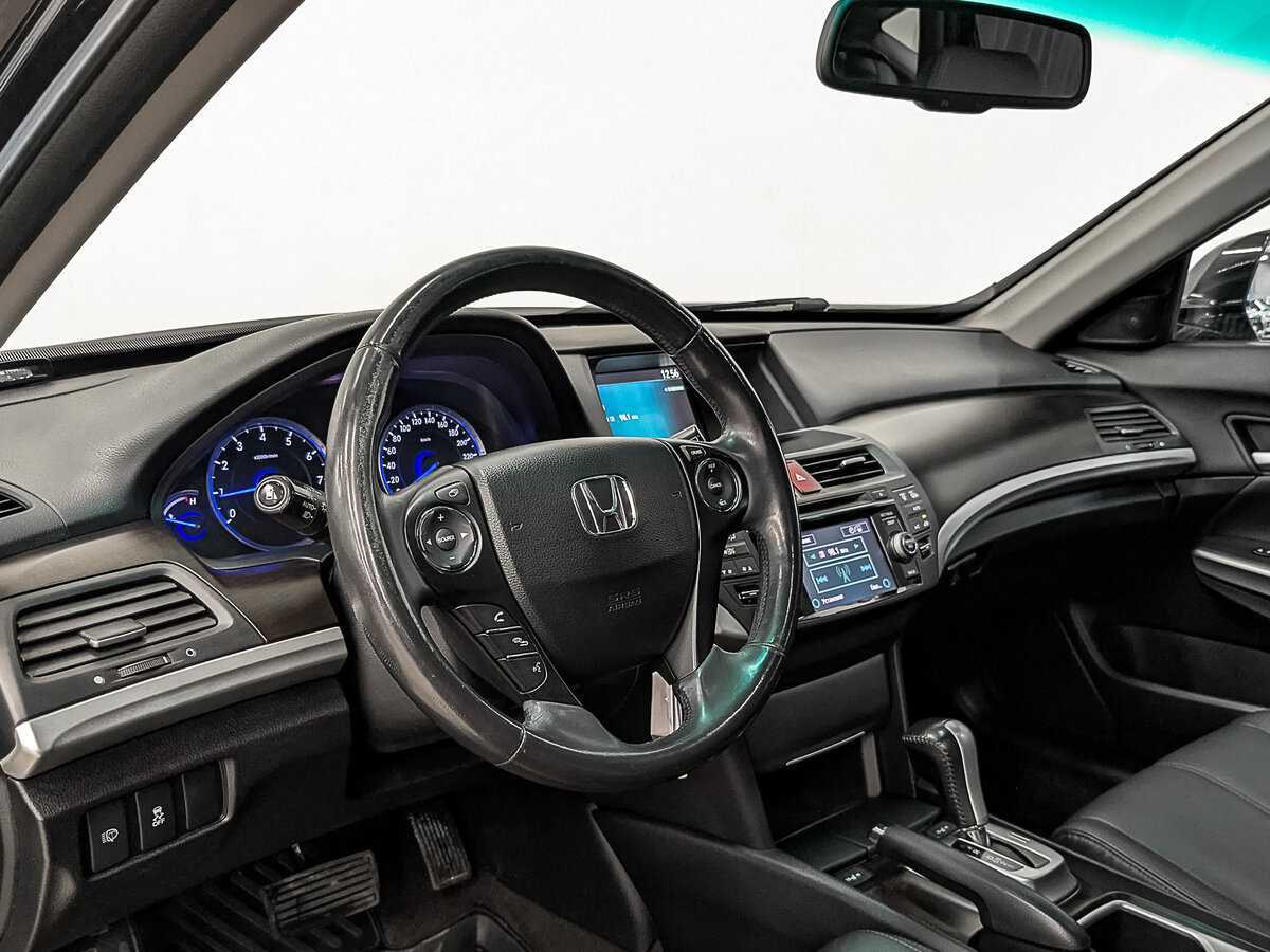 Купить Honda Crosstour с пробегом. Фото: #12