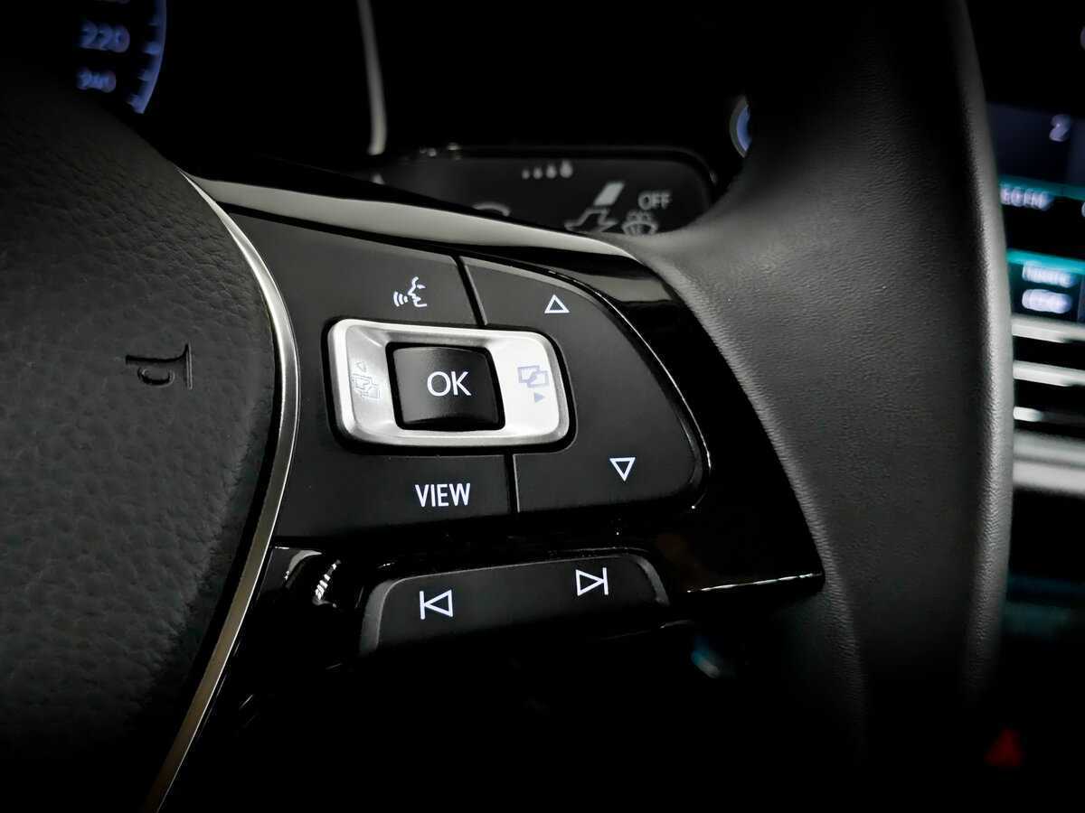 Купить Volkswagen Jetta с пробегом. Фото: #27