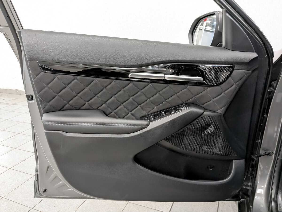 Купить Kia Seltos с пробегом. Фото: #16