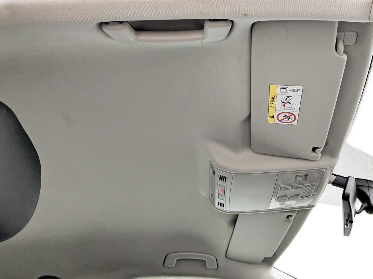 Купить Volkswagen Tiguan с пробегом. Фото: #19