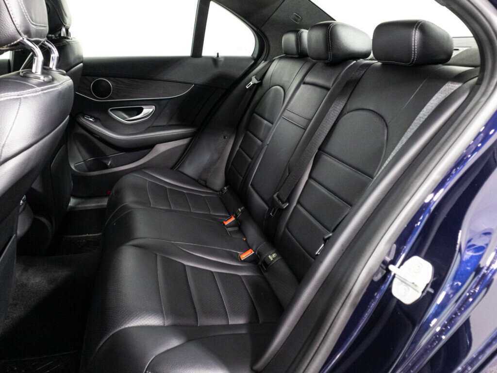 Купить Mercedes-Benz C-Класс с пробегом. Фото: #9