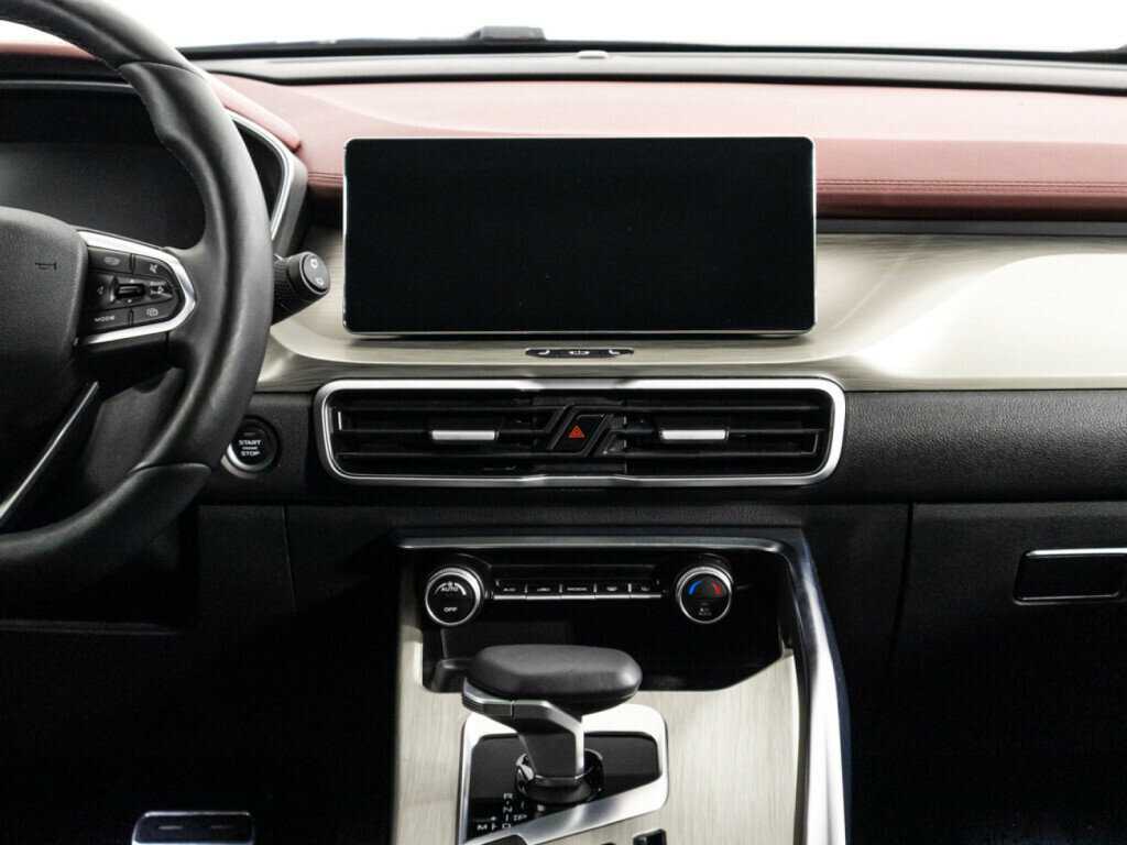 Купить Geely Coolray с пробегом. Фото: #13