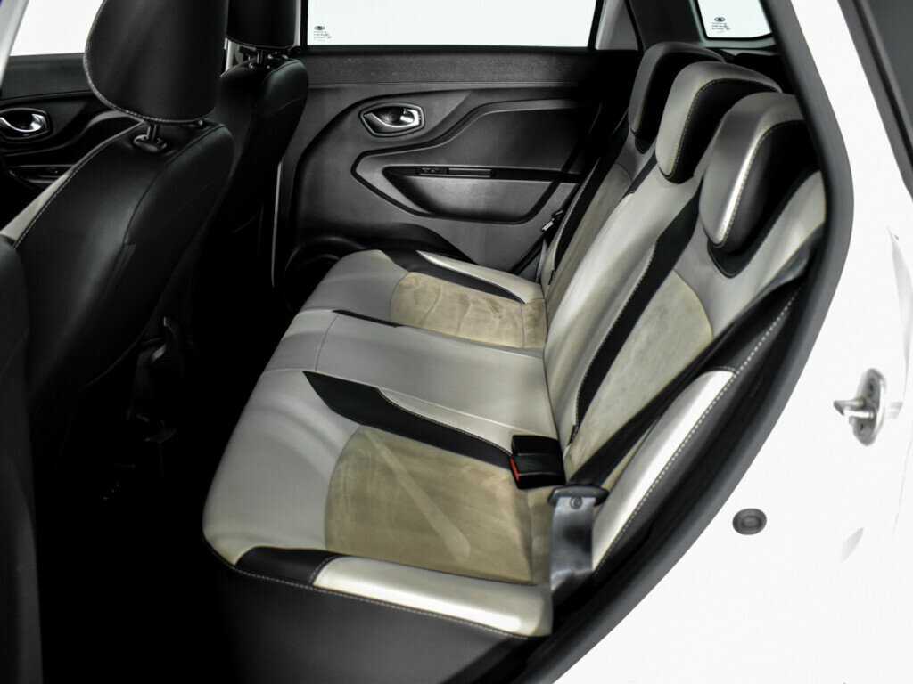 Купить Lada (ВАЗ) XRAY с пробегом. Фото: #8