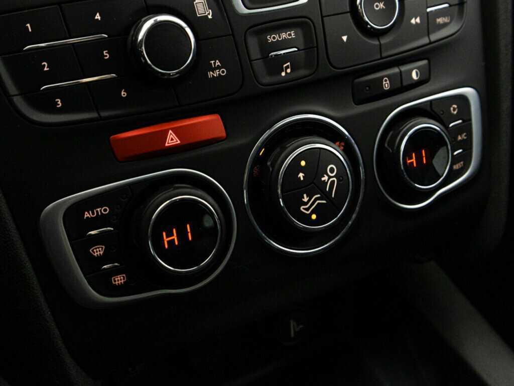 Купить Citroen C4 с пробегом. Фото: #14