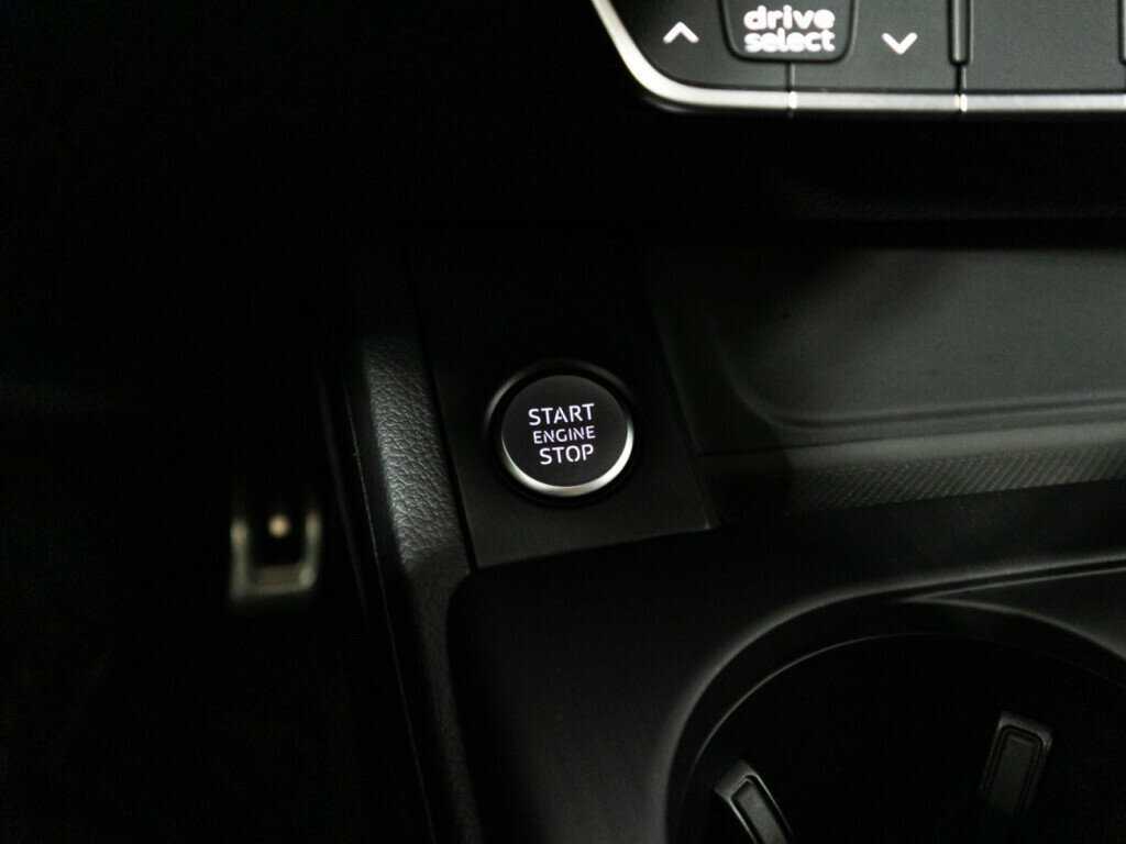 Купить Audi A4 с пробегом. Фото: #19