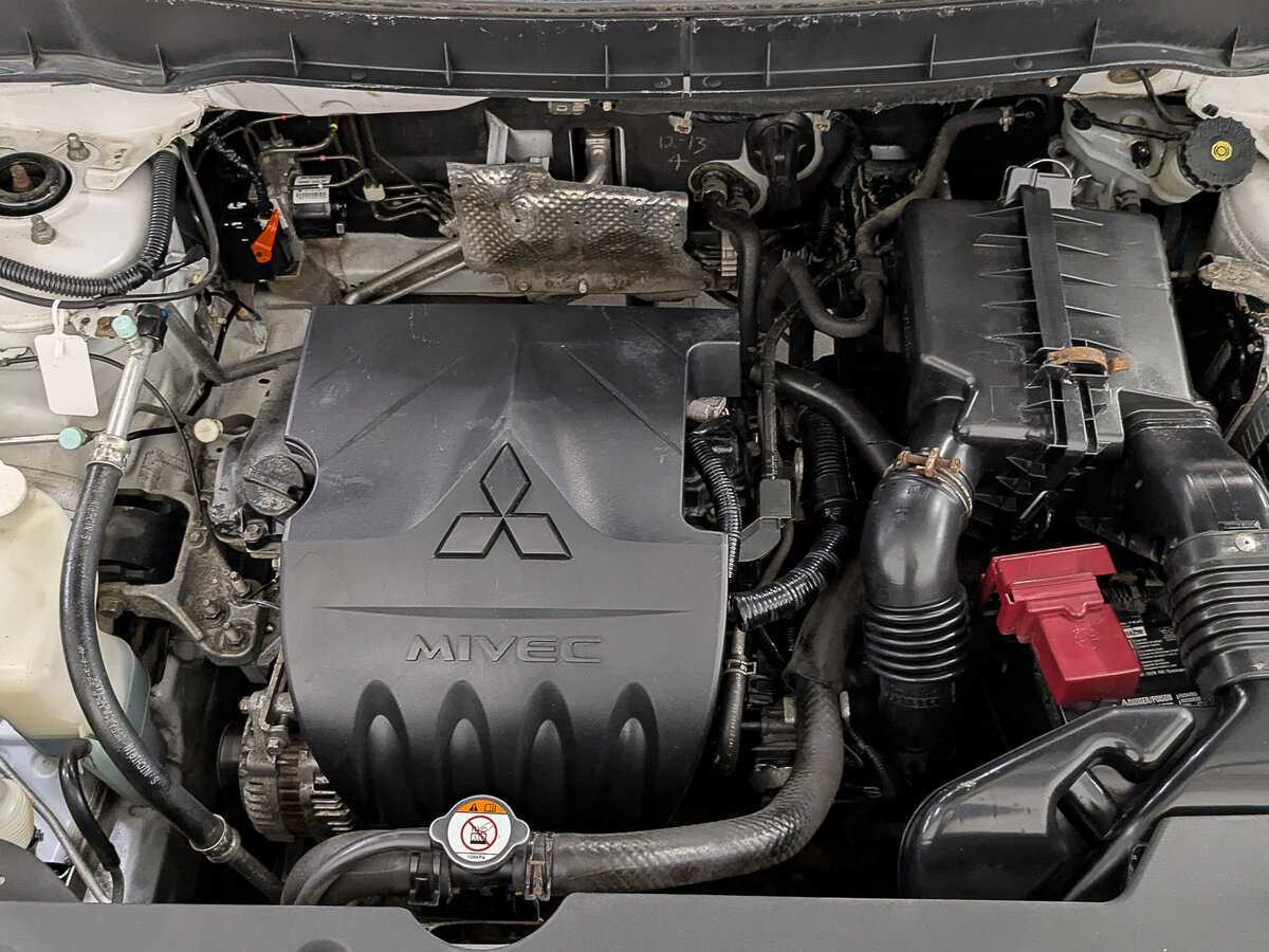 Продажа Б/У Митсубиши АС-Икс. Фото: #8