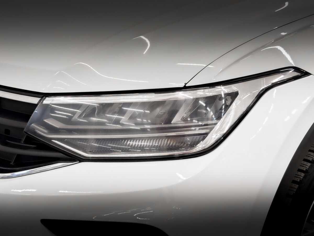 Купить Volkswagen Tiguan с пробегом. Фото: #15