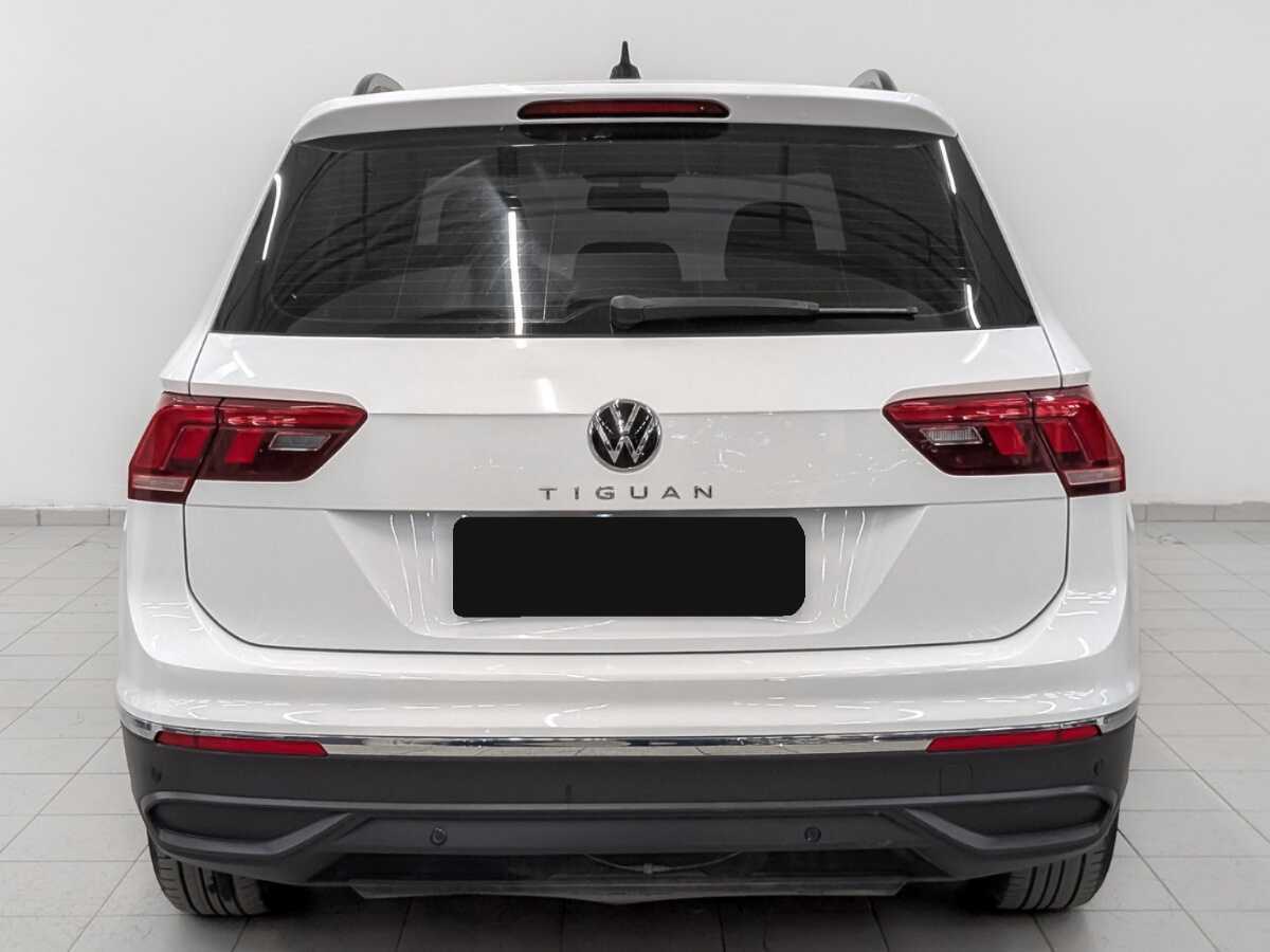 Купить Volkswagen Tiguan с пробегом. Фото: #5