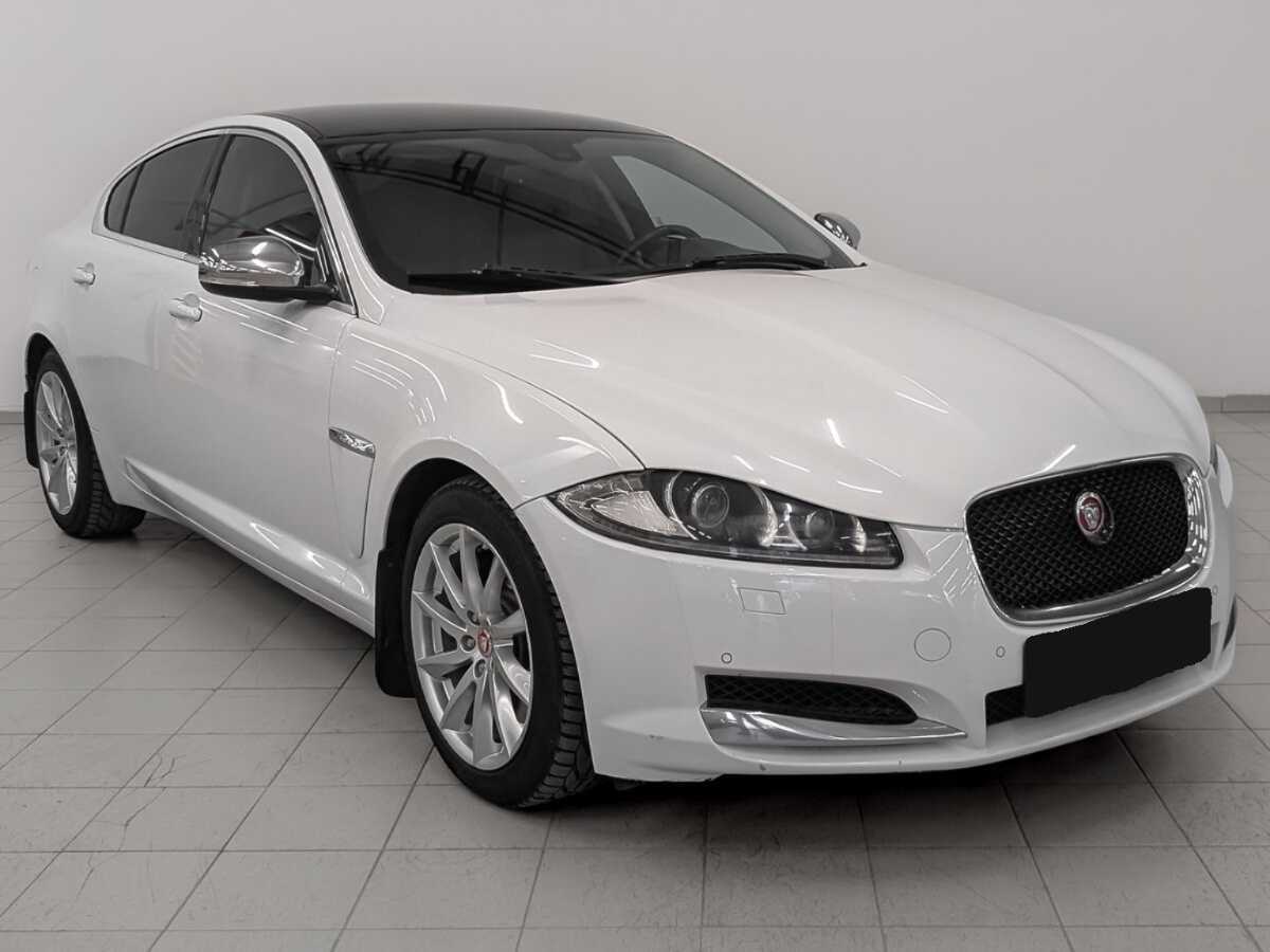 Купить Jaguar XF с пробегом. Фото: #2