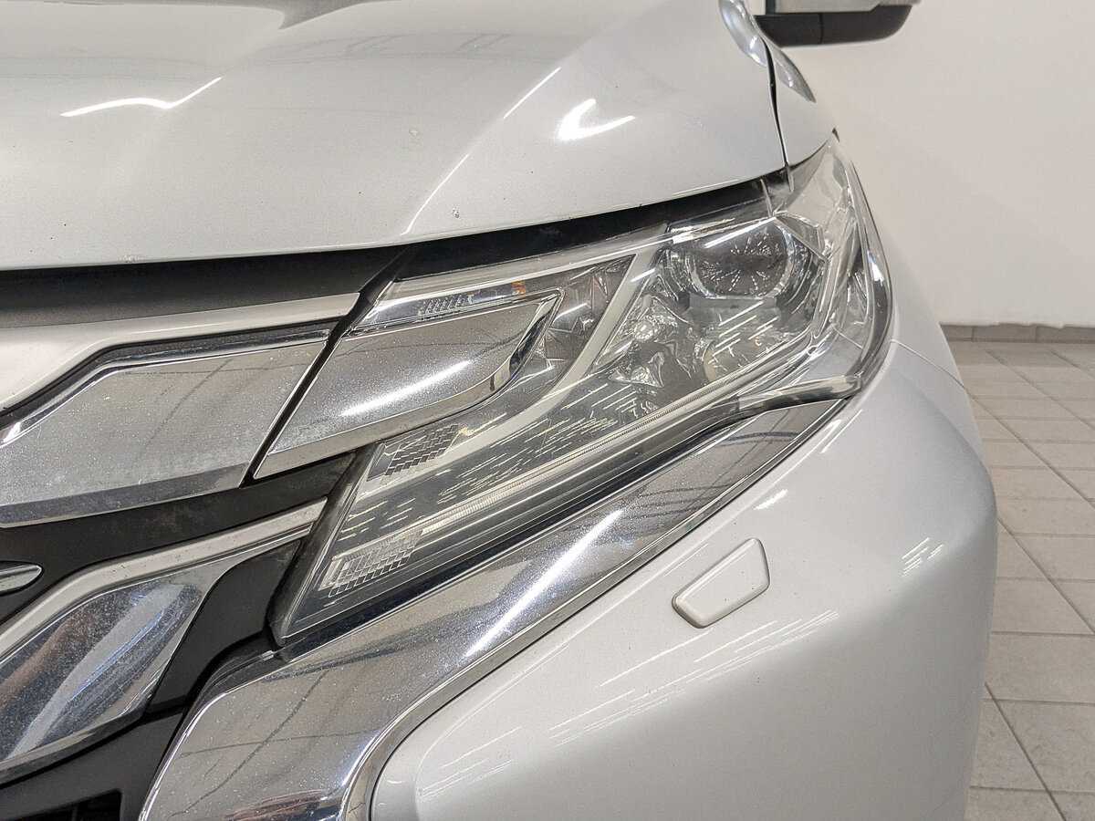 Купить Mitsubishi Pajero Sport с пробегом. Фото: #10
