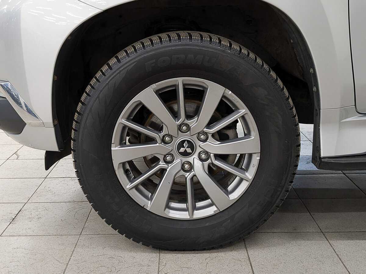 Купить Mitsubishi Pajero Sport с пробегом. Фото: #11