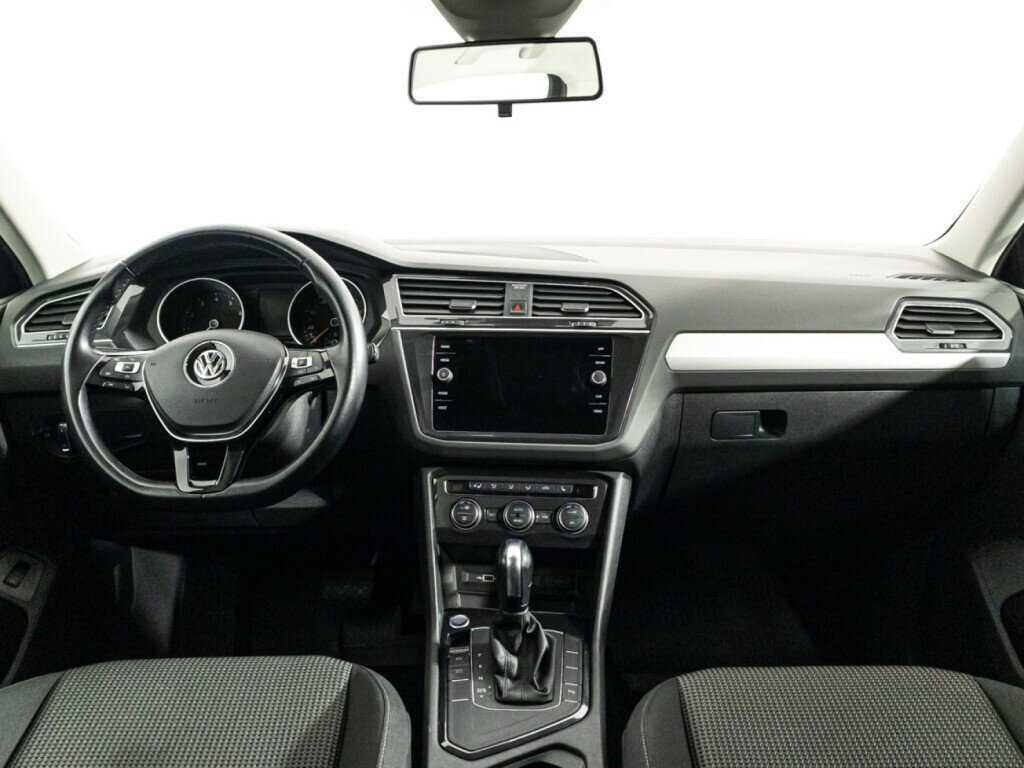 Купить Volkswagen Tiguan с пробегом. Фото: #12