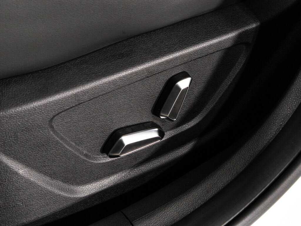 Купить Geely Coolray с пробегом. Фото: #17