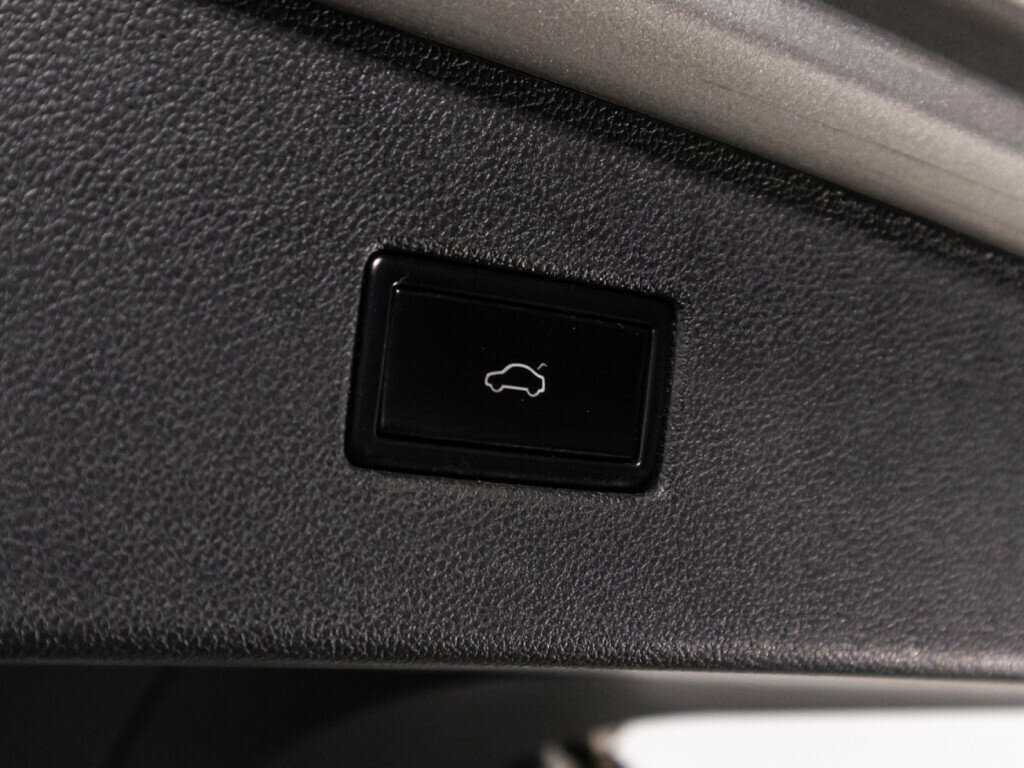 Купить Volkswagen Tiguan с пробегом. Фото: #14