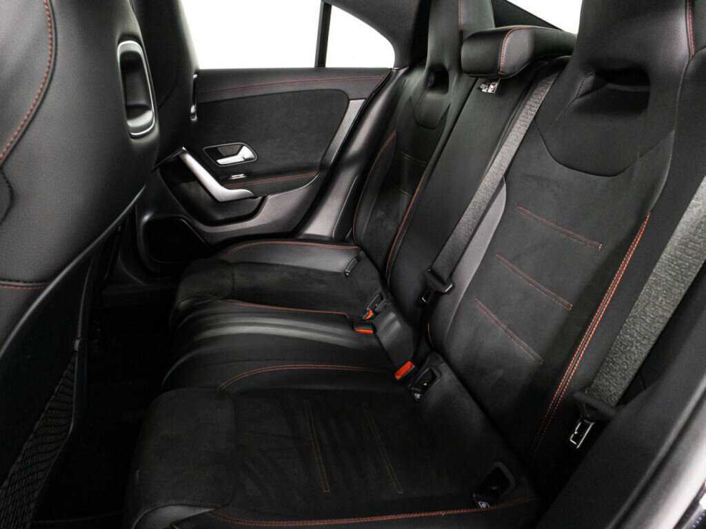 Купить Mercedes-Benz CLA с пробегом. Фото: #9