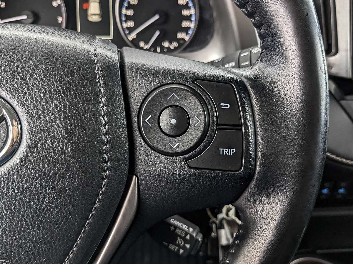 Купить Toyota RAV4 с пробегом. Фото: #25