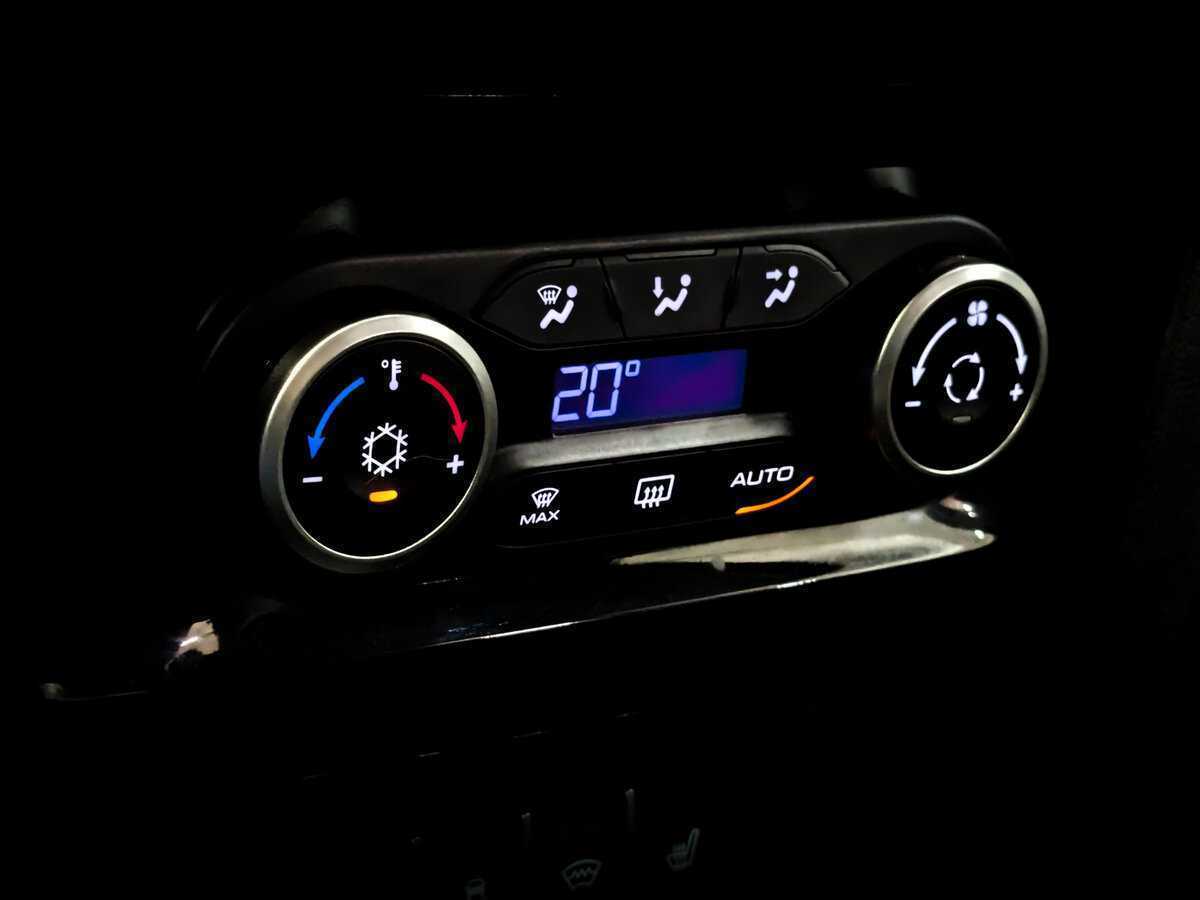 Продажа Б/У Лада (ВАЗ) ИКСРЭЙ. Фото: #22