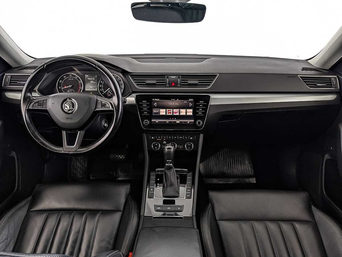 Купить Skoda Superb с пробегом. Фото: #11