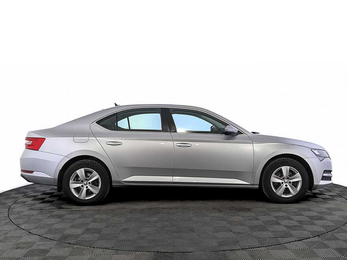 Купить Skoda Superb с пробегом. Фото: #3