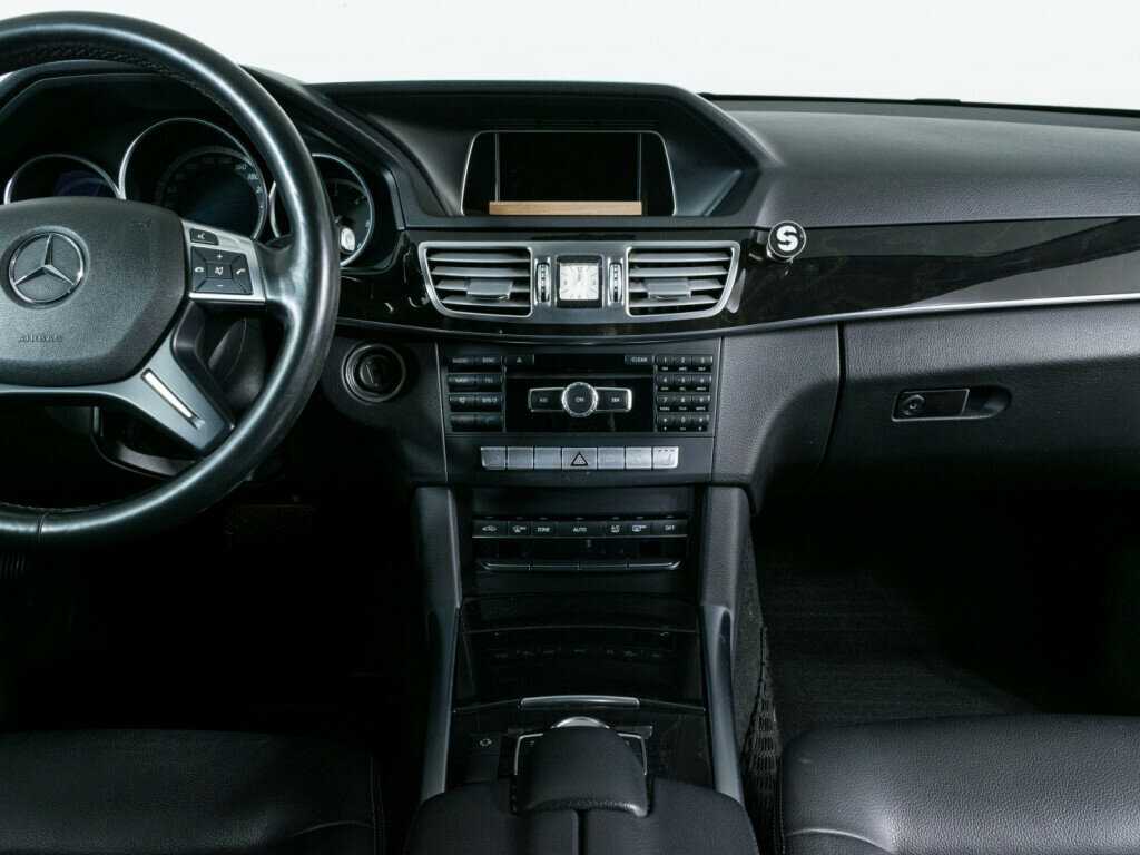 Купить Mercedes-Benz E-Класс с пробегом. Фото: #8