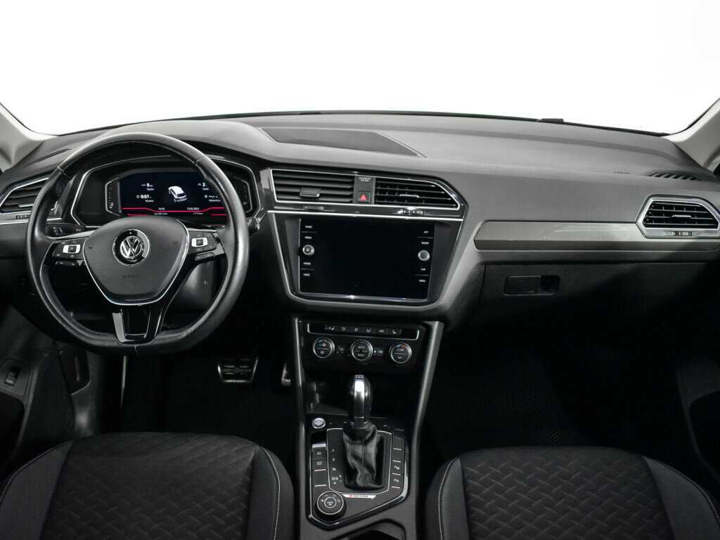 Купить Volkswagen Tiguan с пробегом. Фото: #11