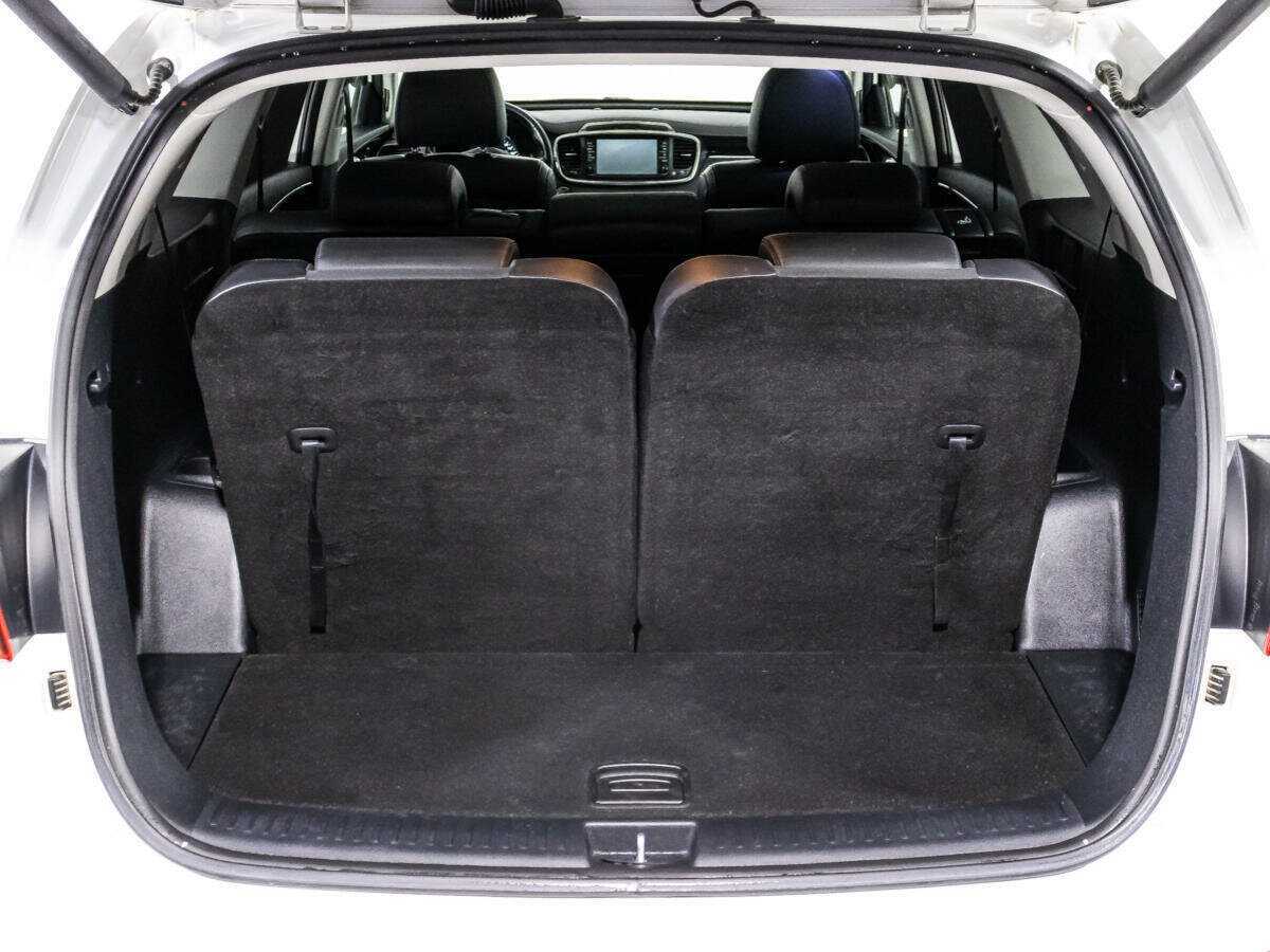 Купить Kia Sorento с пробегом. Фото: #14
