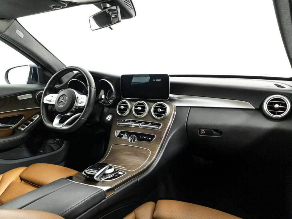 Купить Mercedes-Benz C-Класс с пробегом. Фото: #8