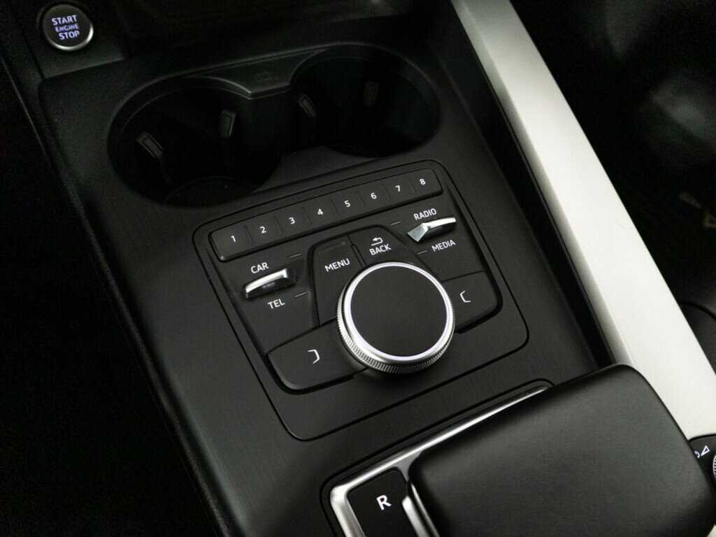 Купить Audi A4 с пробегом. Фото: #16