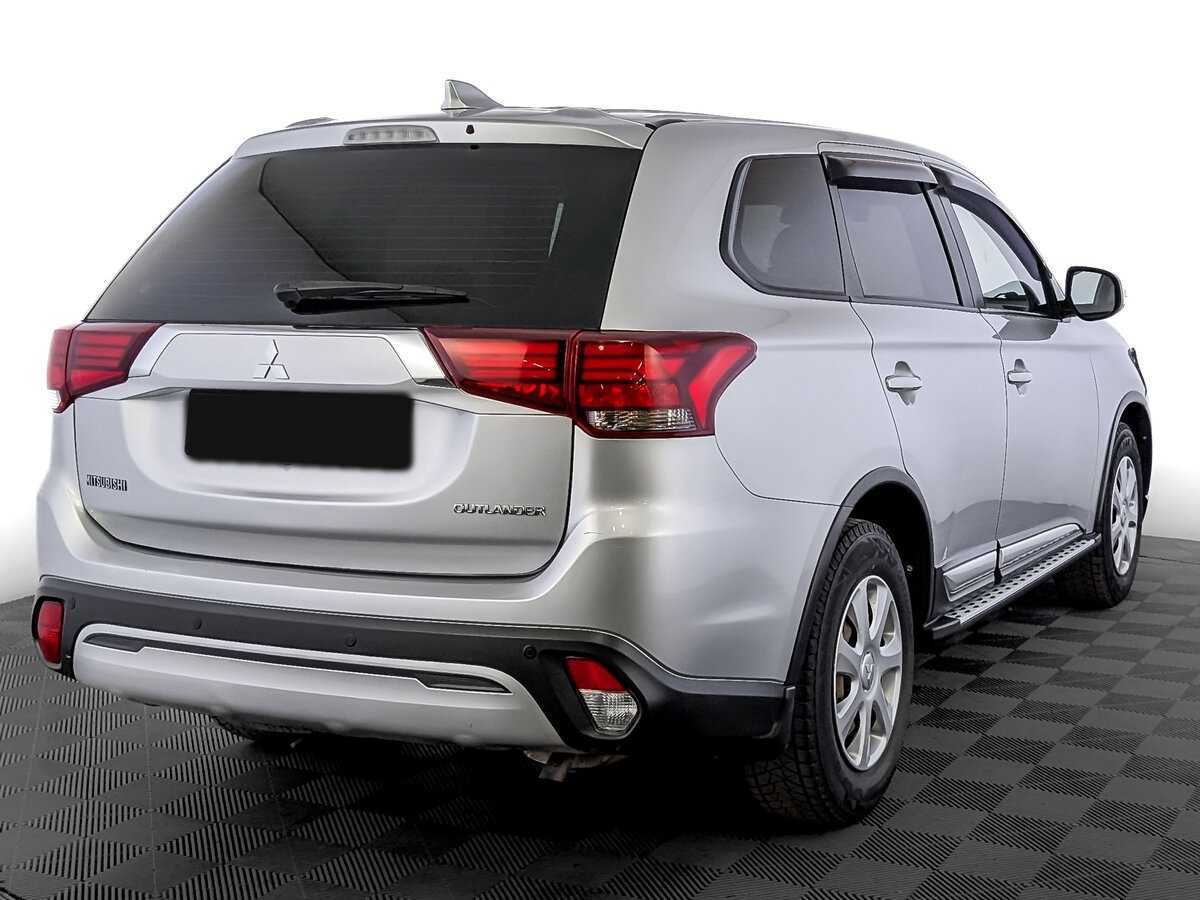 Купить Mitsubishi Outlander с пробегом. Фото: #4
