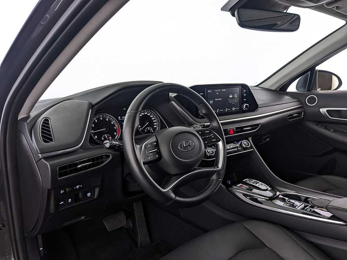 Купить Hyundai Sonata с пробегом. Фото: #12