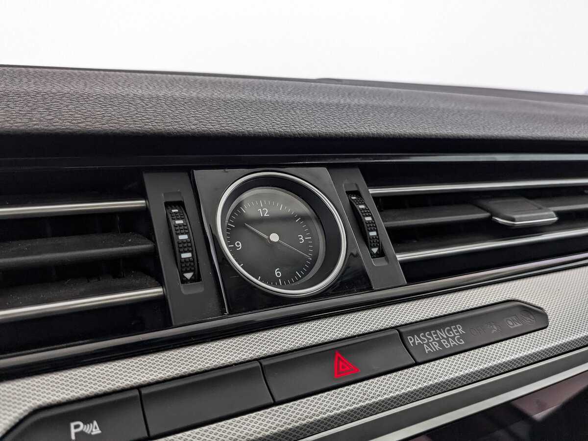 Купить Volkswagen Passat с пробегом. Фото: #24