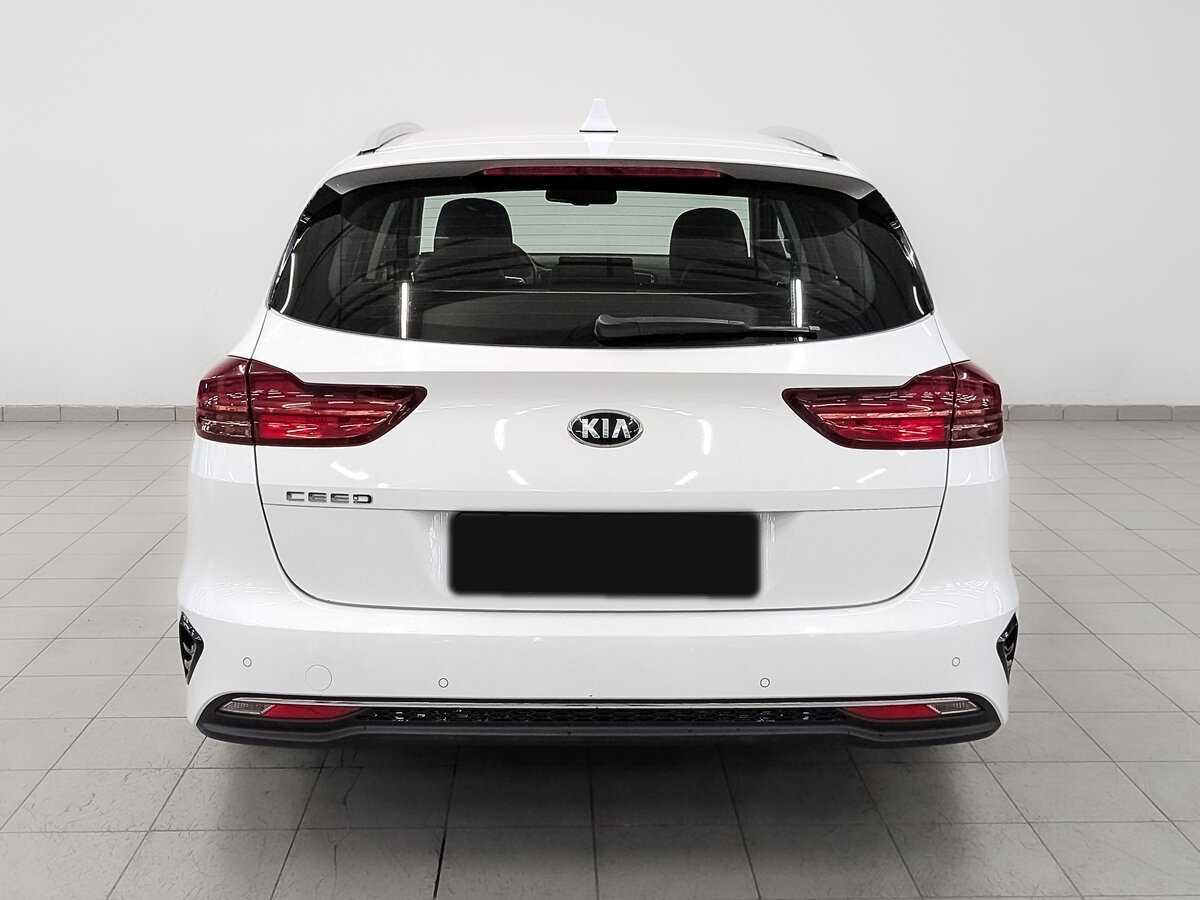 Купить Kia Ceed с пробегом. Фото: #5