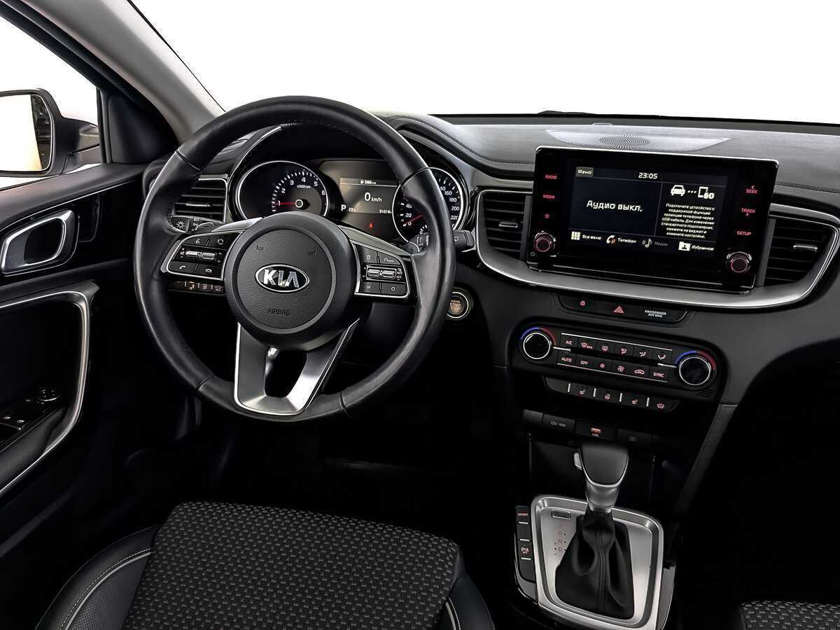 Купить Kia Ceed с пробегом. Фото: #24