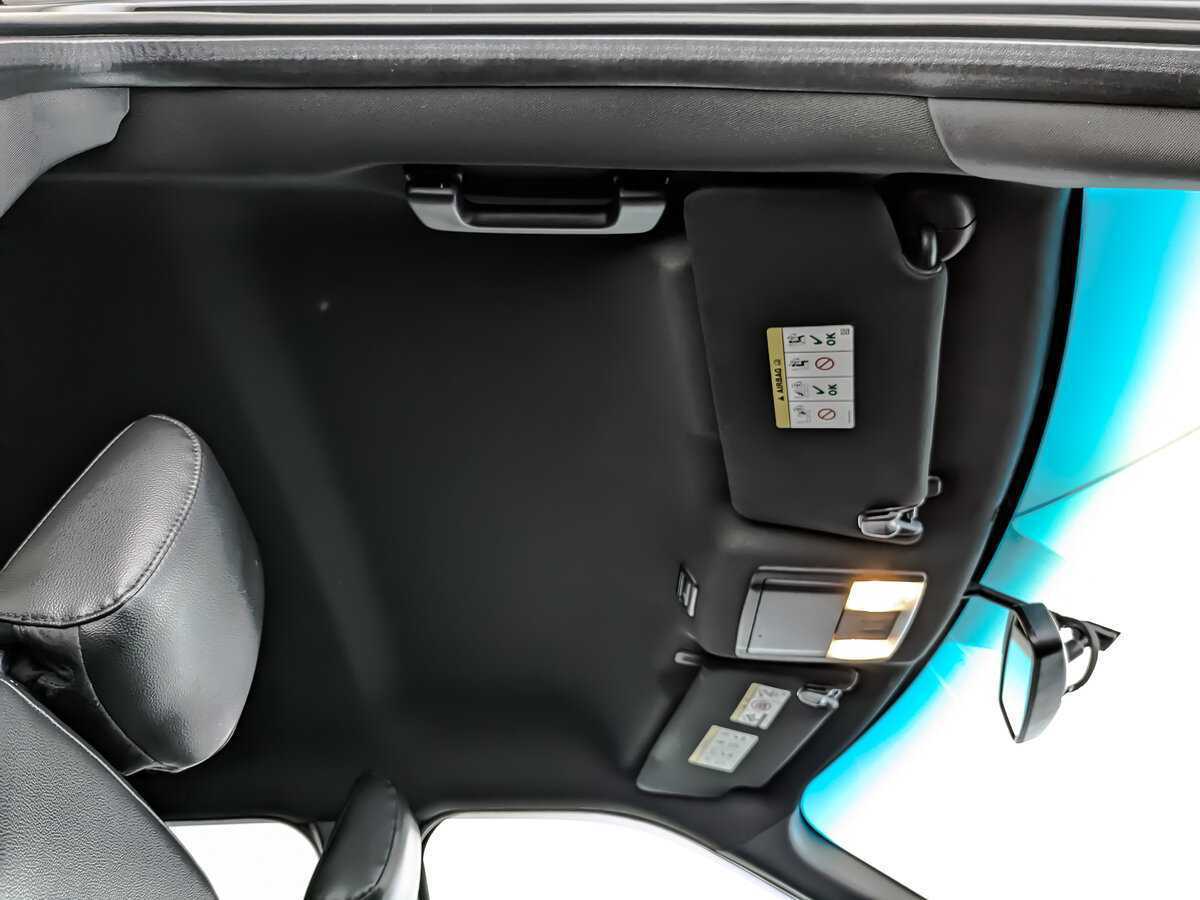 Купить Ford Explorer с пробегом. Фото: #21