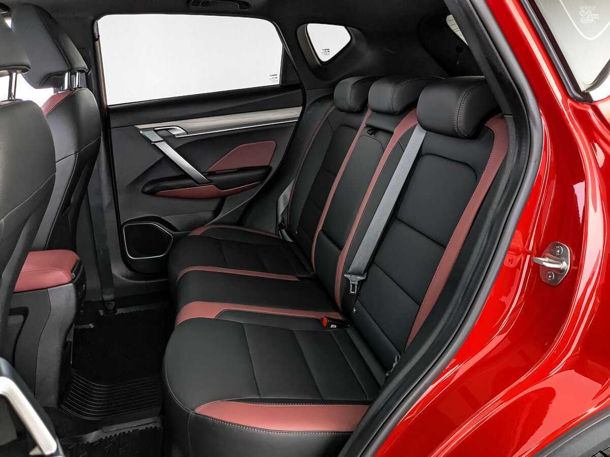 Купить Geely Coolray с пробегом. Фото: #17