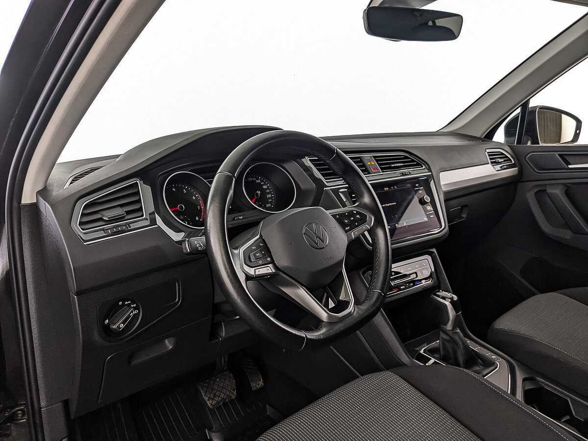Купить Volkswagen Tiguan с пробегом. Фото: #14