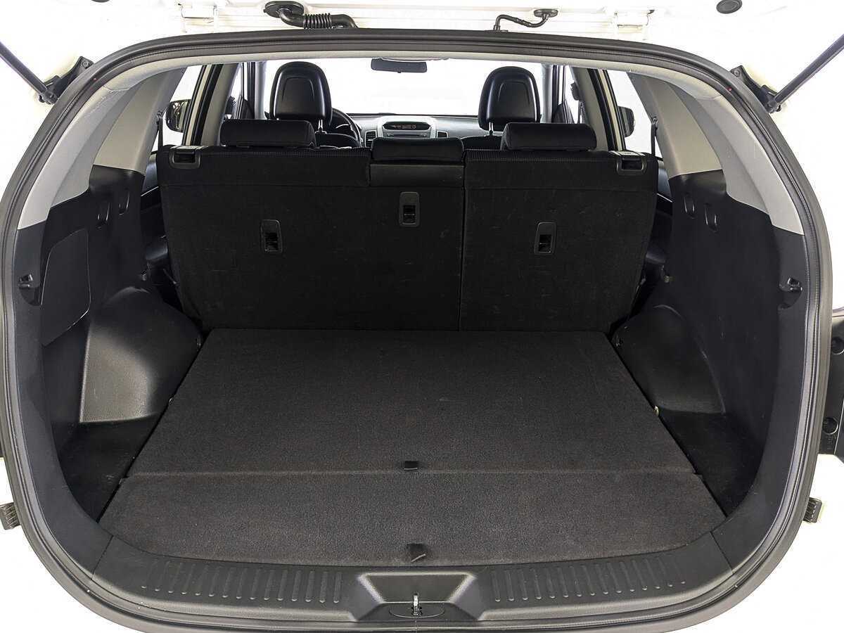 Купить Kia Sorento с пробегом. Фото: #9