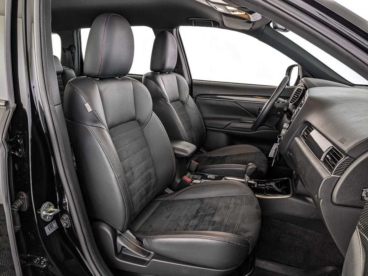 Купить Mitsubishi Outlander с пробегом. Фото: #23