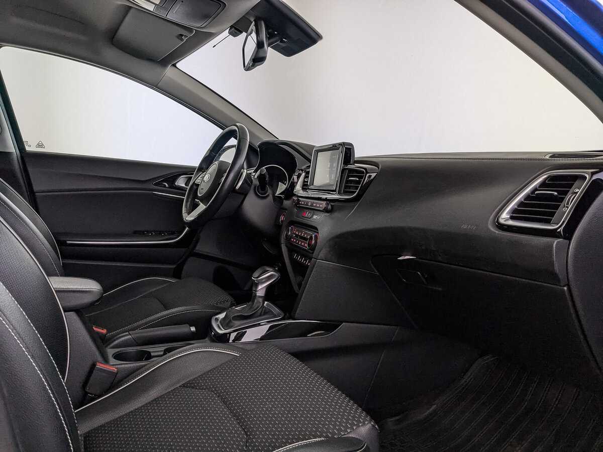 Купить Kia Ceed с пробегом. Фото: #12