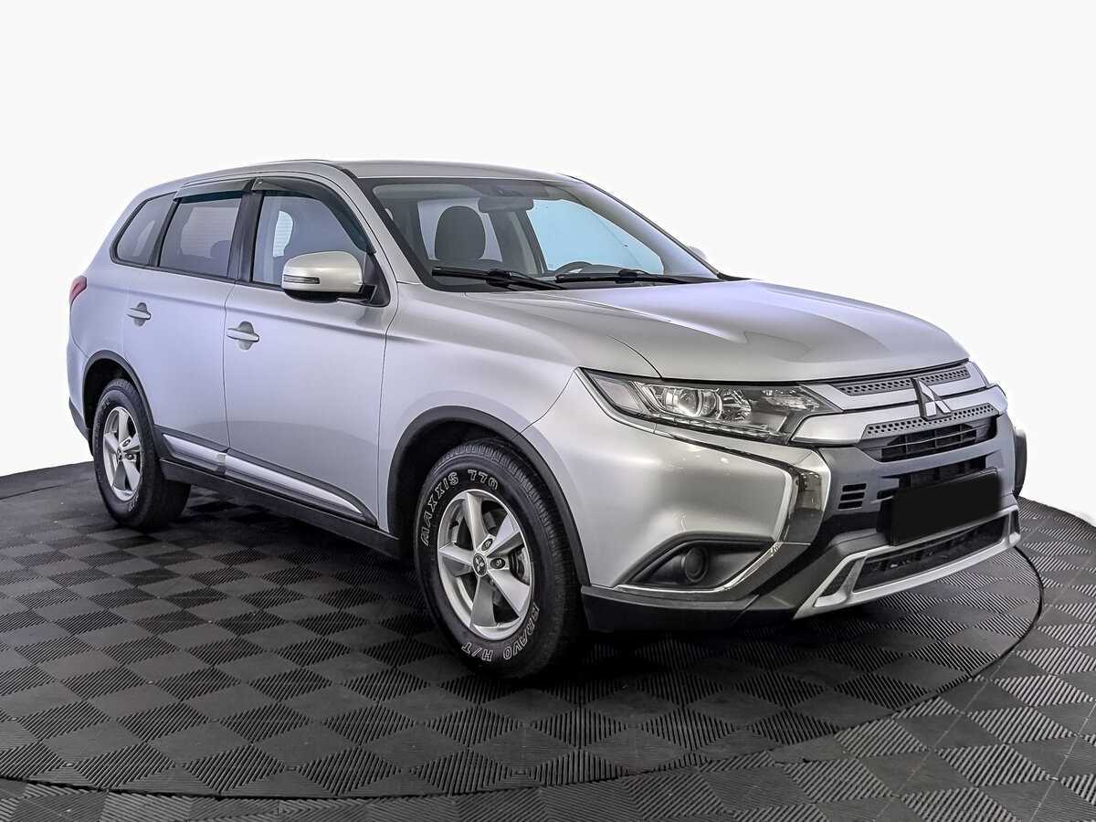 Купить Mitsubishi Outlander с пробегом. Фото: #2