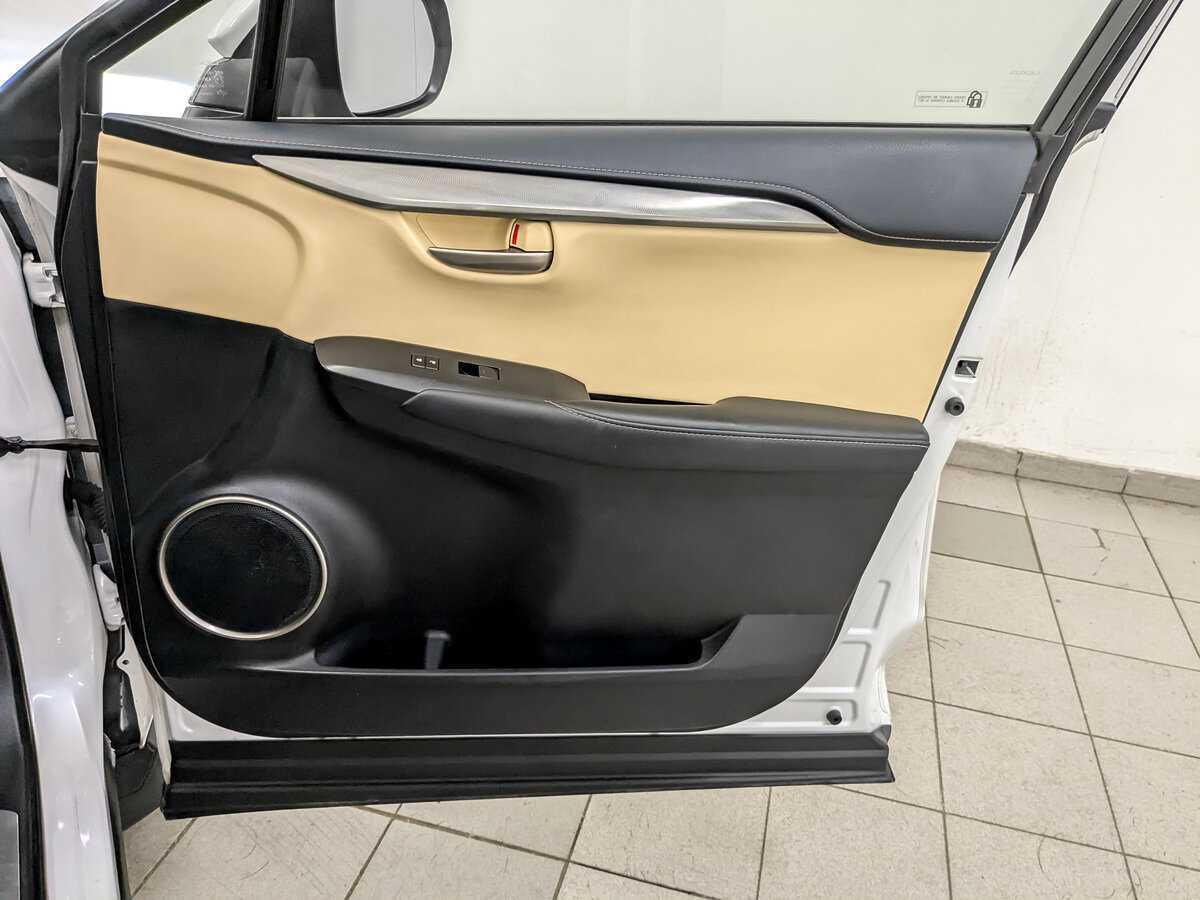 Купить Lexus NX с пробегом. Фото: #22