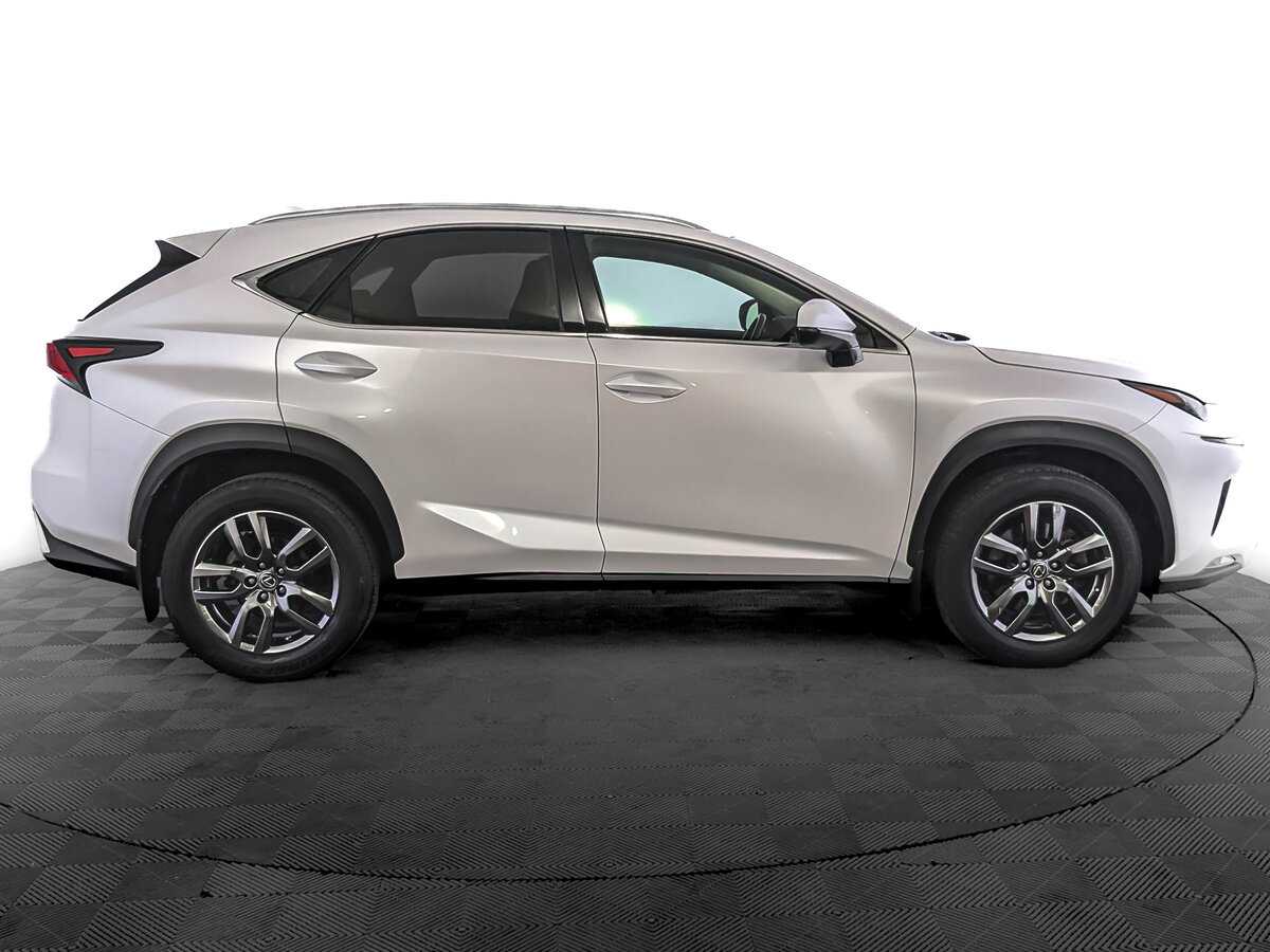 Купить Lexus NX с пробегом. Фото: #3