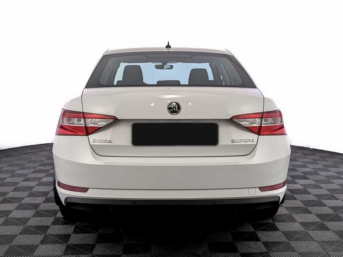 Купить Skoda Superb с пробегом. Фото: #5