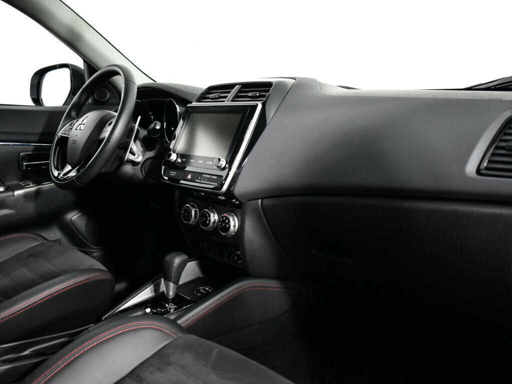 Купить Mitsubishi ASX с пробегом. Фото: #8