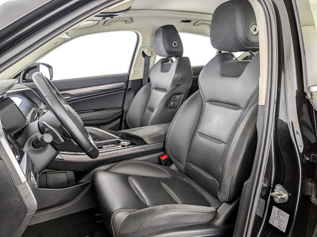 Купить Geely Tugella с пробегом. Фото: #17