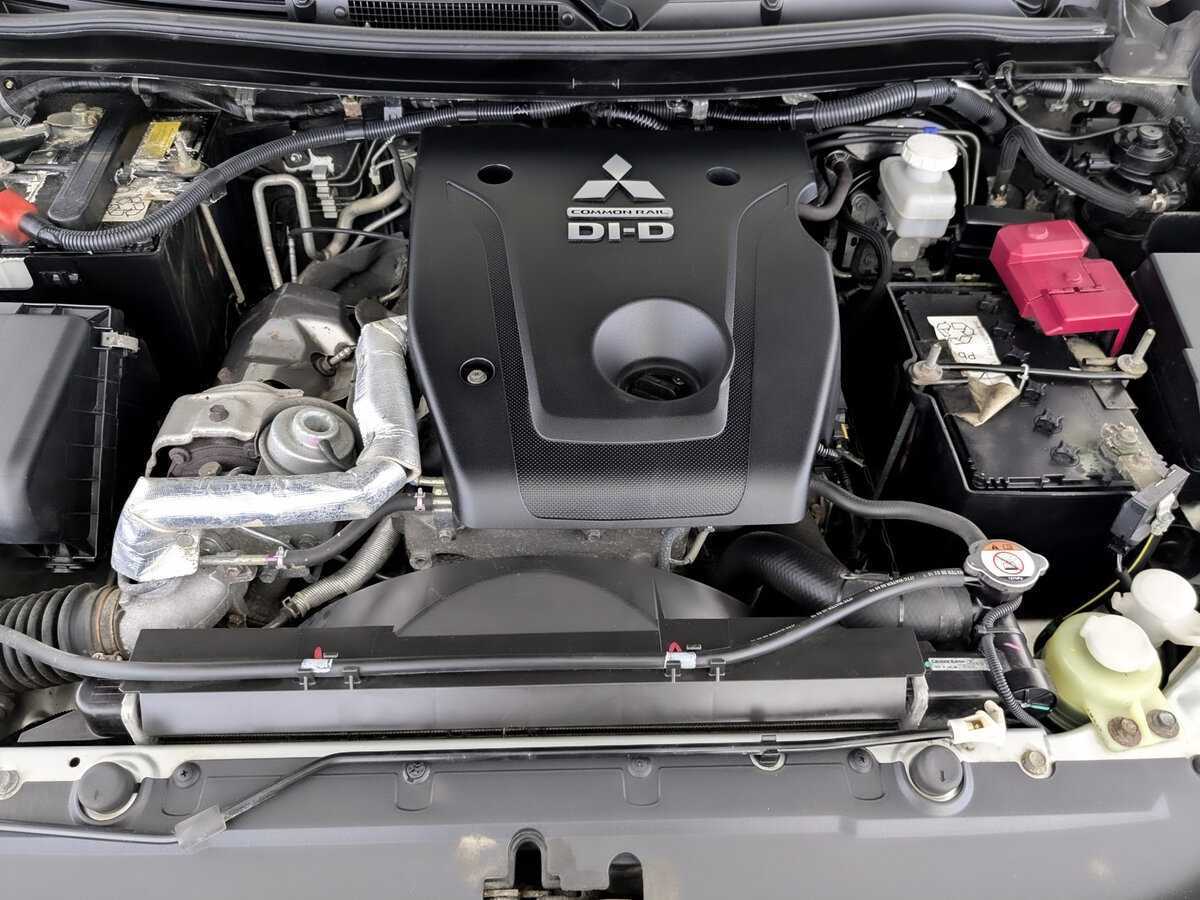 Купить Mitsubishi Pajero Sport с пробегом. Фото: #8