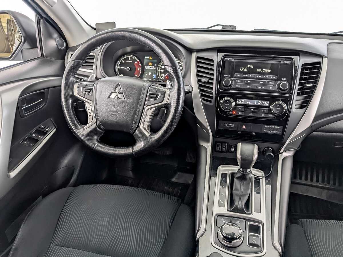 Купить Mitsubishi Pajero Sport с пробегом. Фото: #24