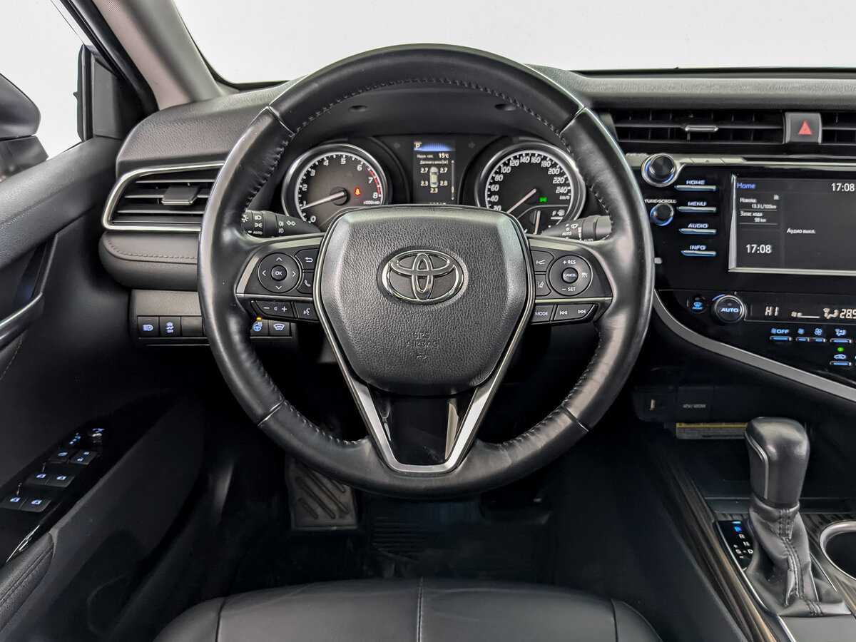 Купить Toyota Camry с пробегом. Фото: #18