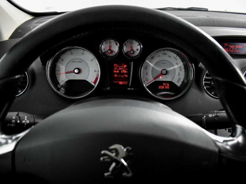 Продажа Б/У Пежо 408. Фото: #15