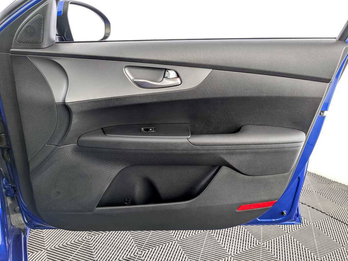 Купить Kia Cerato с пробегом. Фото: #21